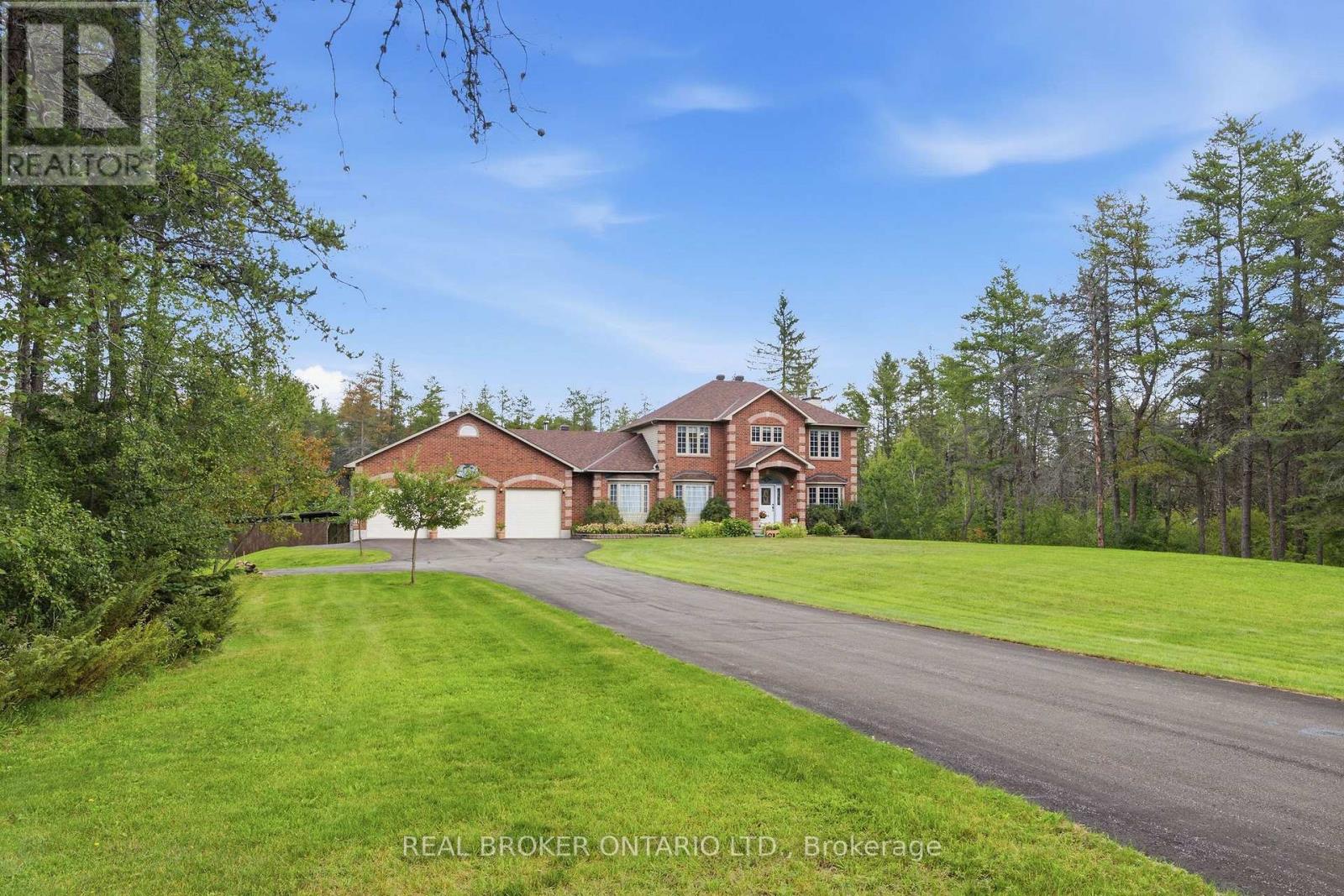 177 Grey Fox Drive, Ottawa, Ontario  K0A 1L0 - Photo 2 - X13762980