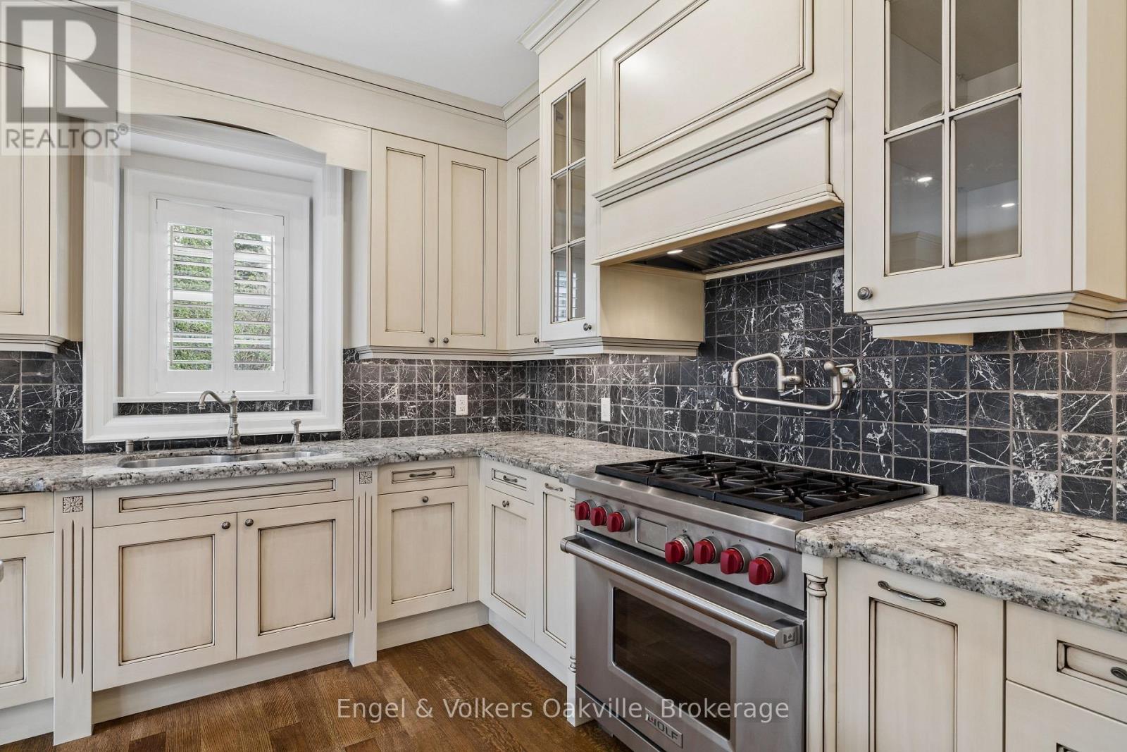 1182 Streambank Drive, Mississauga, Ontario  L5H 1W8 - Photo 20 - W13762948