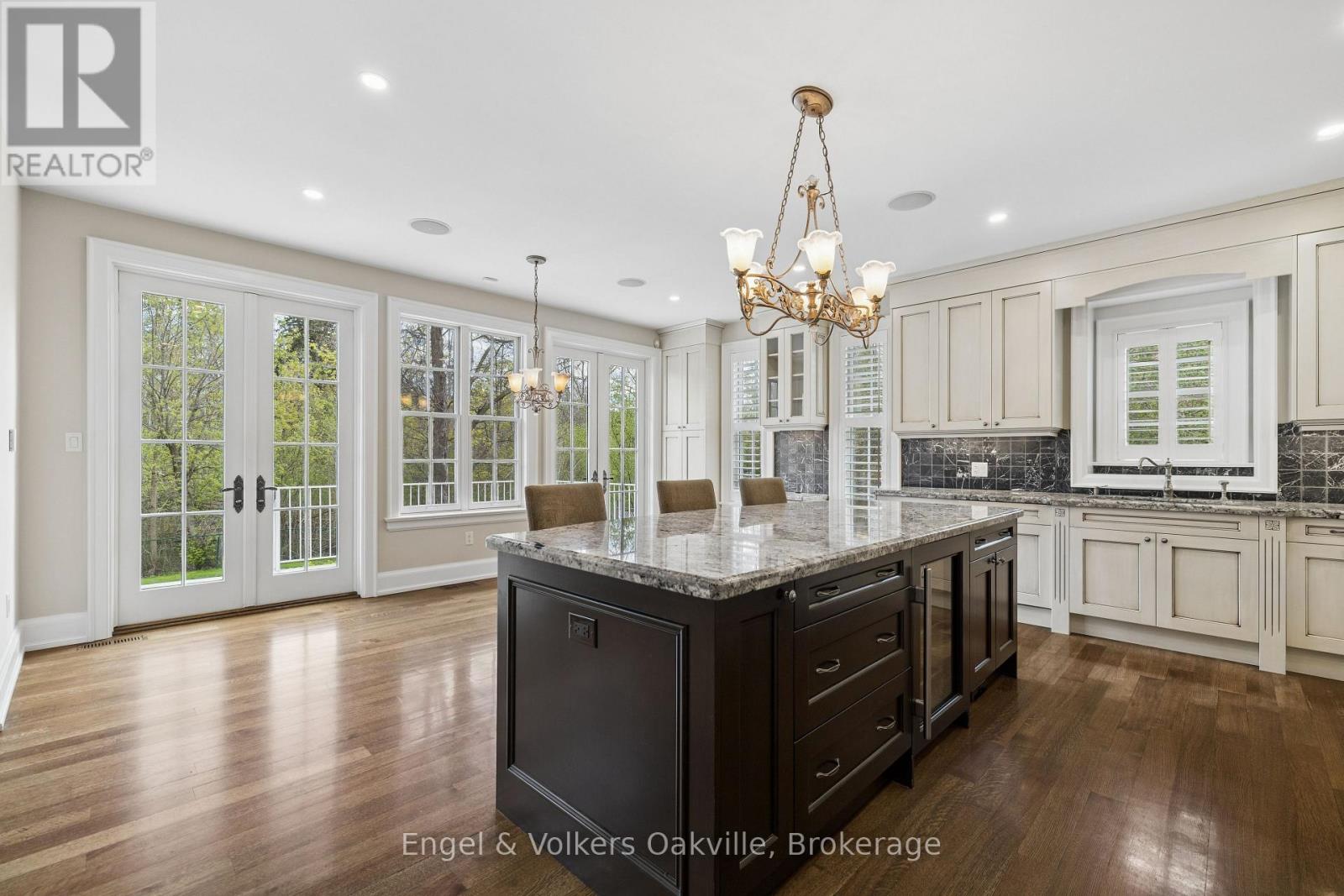 1182 Streambank Drive, Mississauga, Ontario  L5H 1W8 - Photo 21 - W13762948