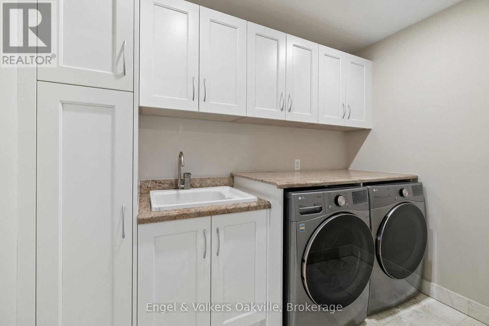 1182 Streambank Drive, Mississauga, Ontario  L5H 1W8 - Photo 33 - W13762948