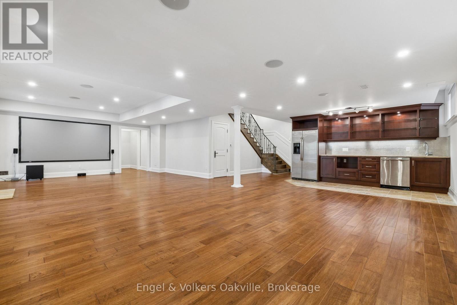 1182 Streambank Drive, Mississauga, Ontario  L5H 1W8 - Photo 39 - W13762948