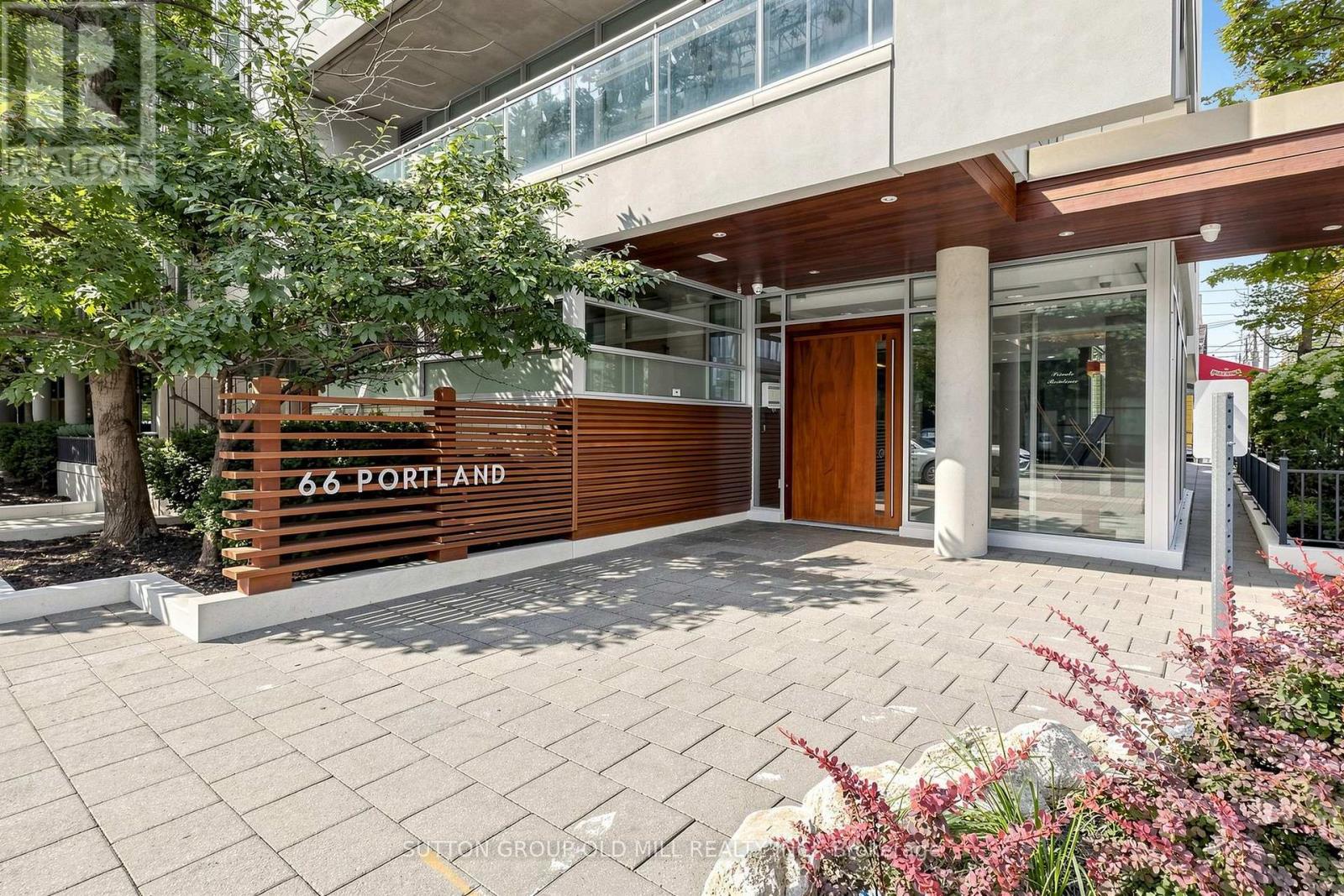 512 - 66 Portland Street, Toronto, Ontario  M5V 2M6 - Photo 1 - C13762756
