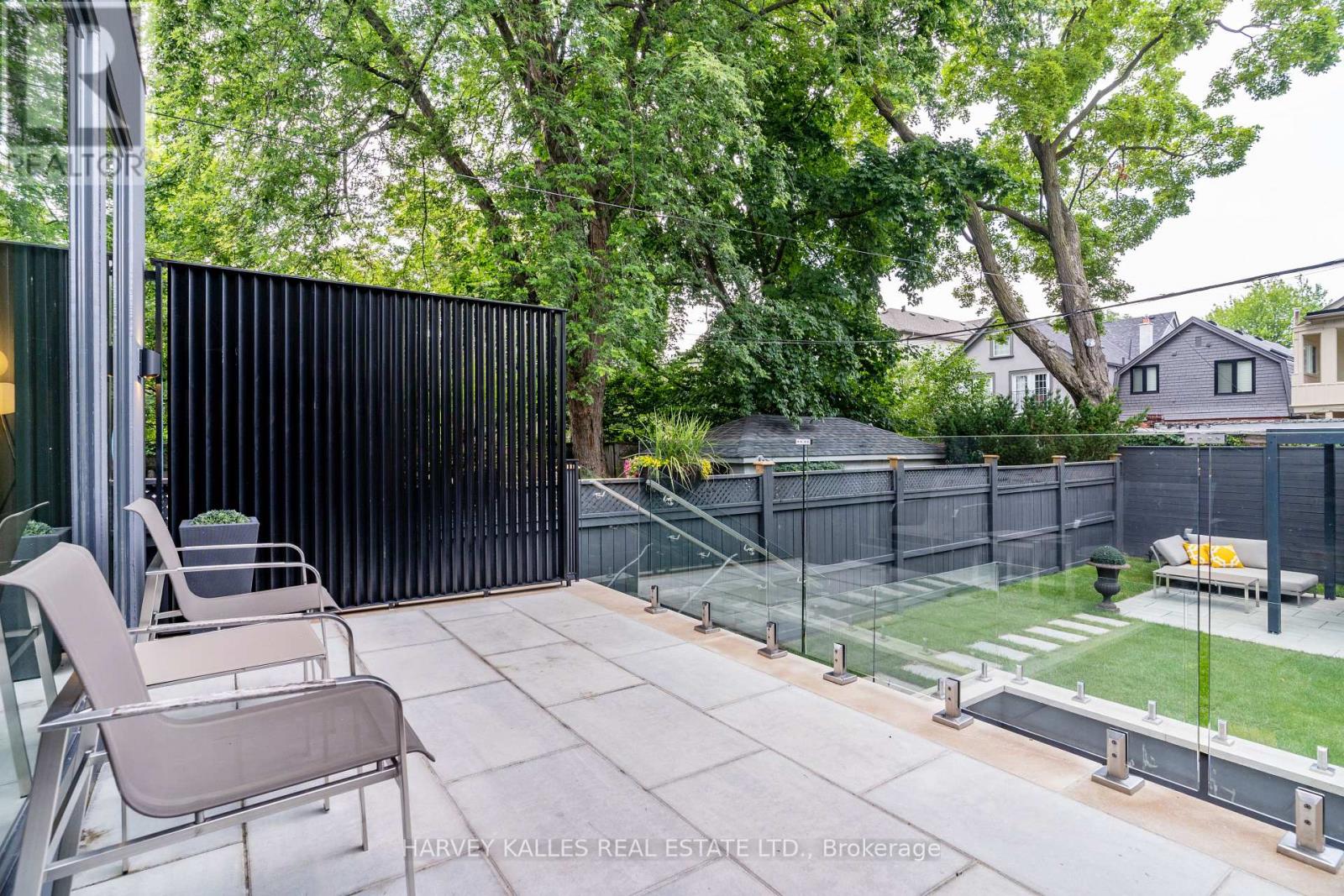 305 Glen Road, Toronto, Ontario  M4W 2X4 - Photo 10 - C13762770