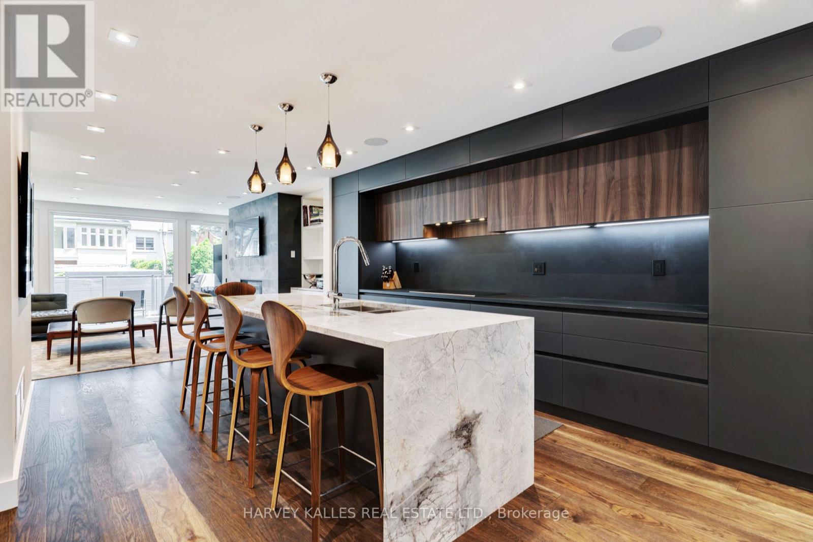 305 Glen Road, Toronto, Ontario  M4W 2X4 - Photo 12 - C13762770