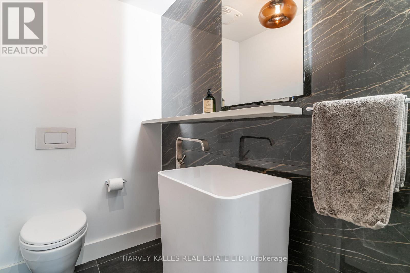 305 Glen Road, Toronto, Ontario  M4W 2X4 - Photo 16 - C13762770
