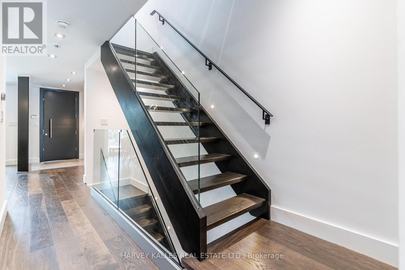 305 Glen Road, Toronto, Ontario  M4W 2X4 - Photo 17 - C13762770
