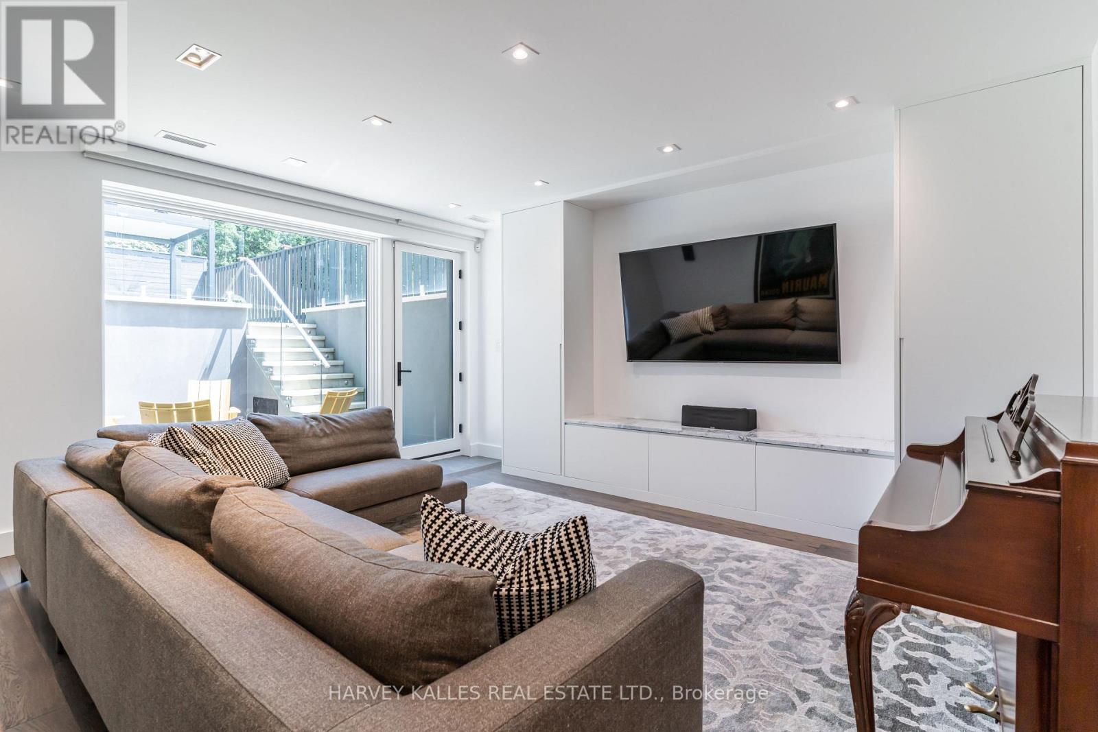305 Glen Road, Toronto, Ontario  M4W 2X4 - Photo 35 - C13762770