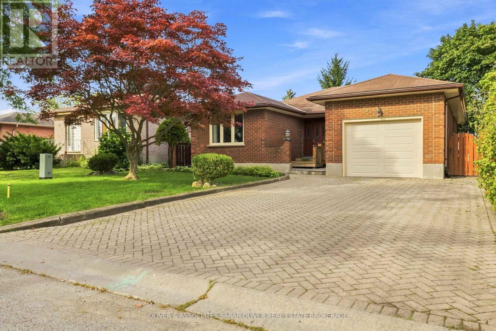 102 ANSONDALE ROAD, London South, Ontario