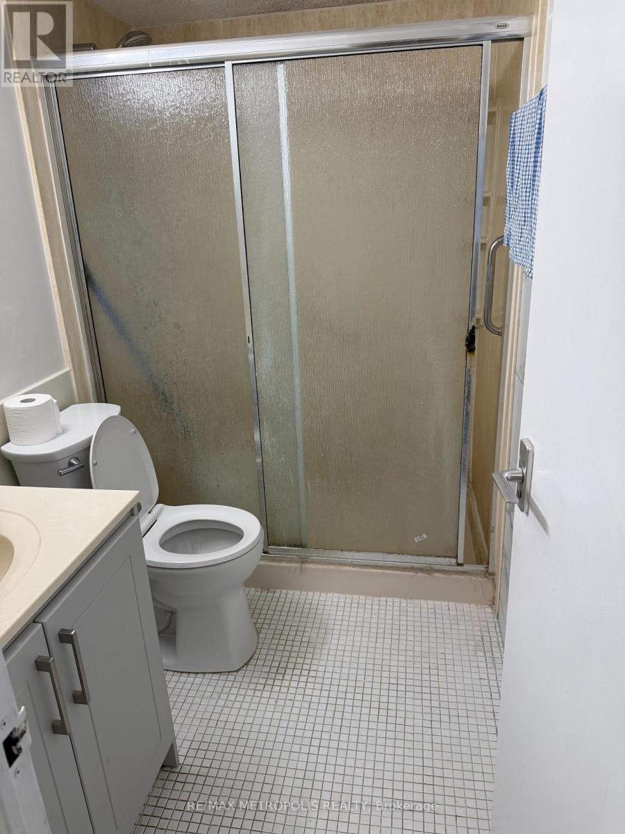 2803 - 3 Massey Square, Toronto, Ontario  M4C 5L5 - Photo 15 - E13762848