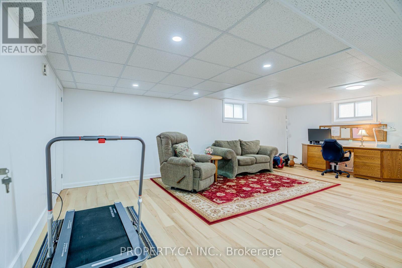 11 Barnsley Court, Toronto, Ontario  M1R 3X5 - Photo 18 - E13762912