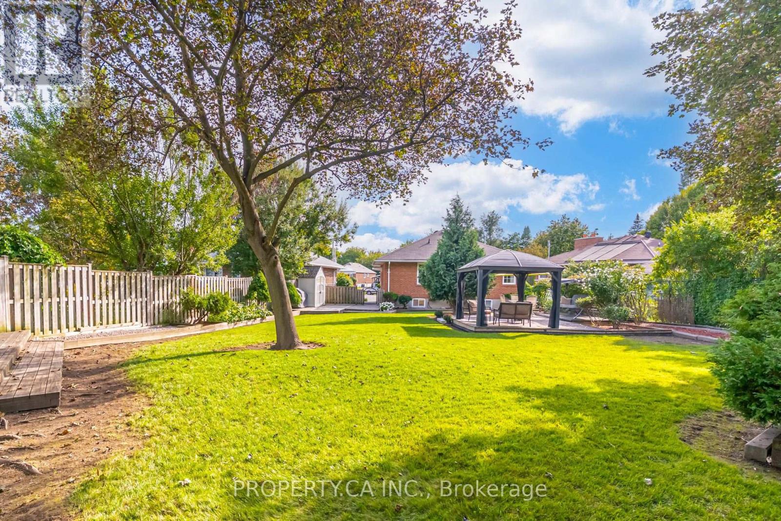 11 Barnsley Court, Toronto, Ontario  M1R 3X5 - Photo 26 - E13762912