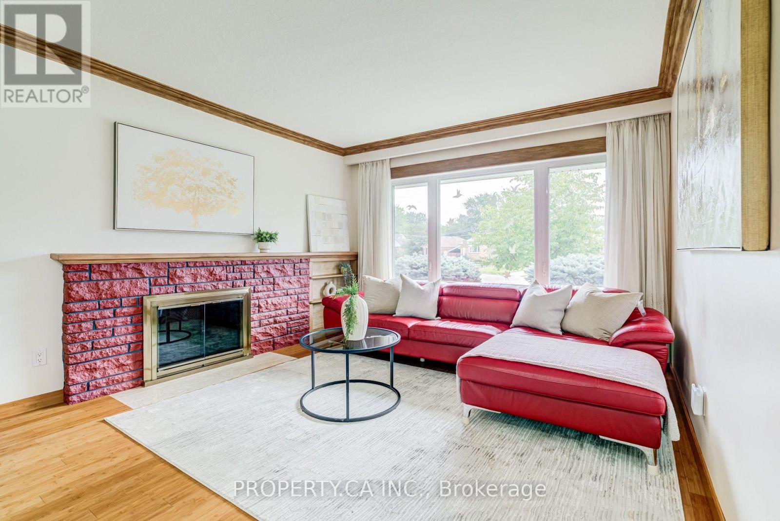 11 Barnsley Court, Toronto, Ontario  M1R 3X5 - Photo 6 - E13762912