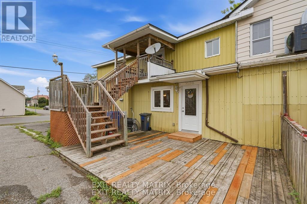 350 St Philippe Street, Alfred And Plantagenet, Ontario K0B 1A0 - Photo 1 - X13762988