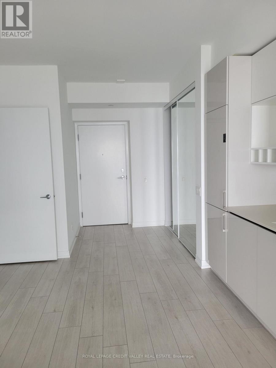 3701 - 950 Portage Parkway, Vaughan, Ontario  L4K 0J7 - Photo 12 - N13762748