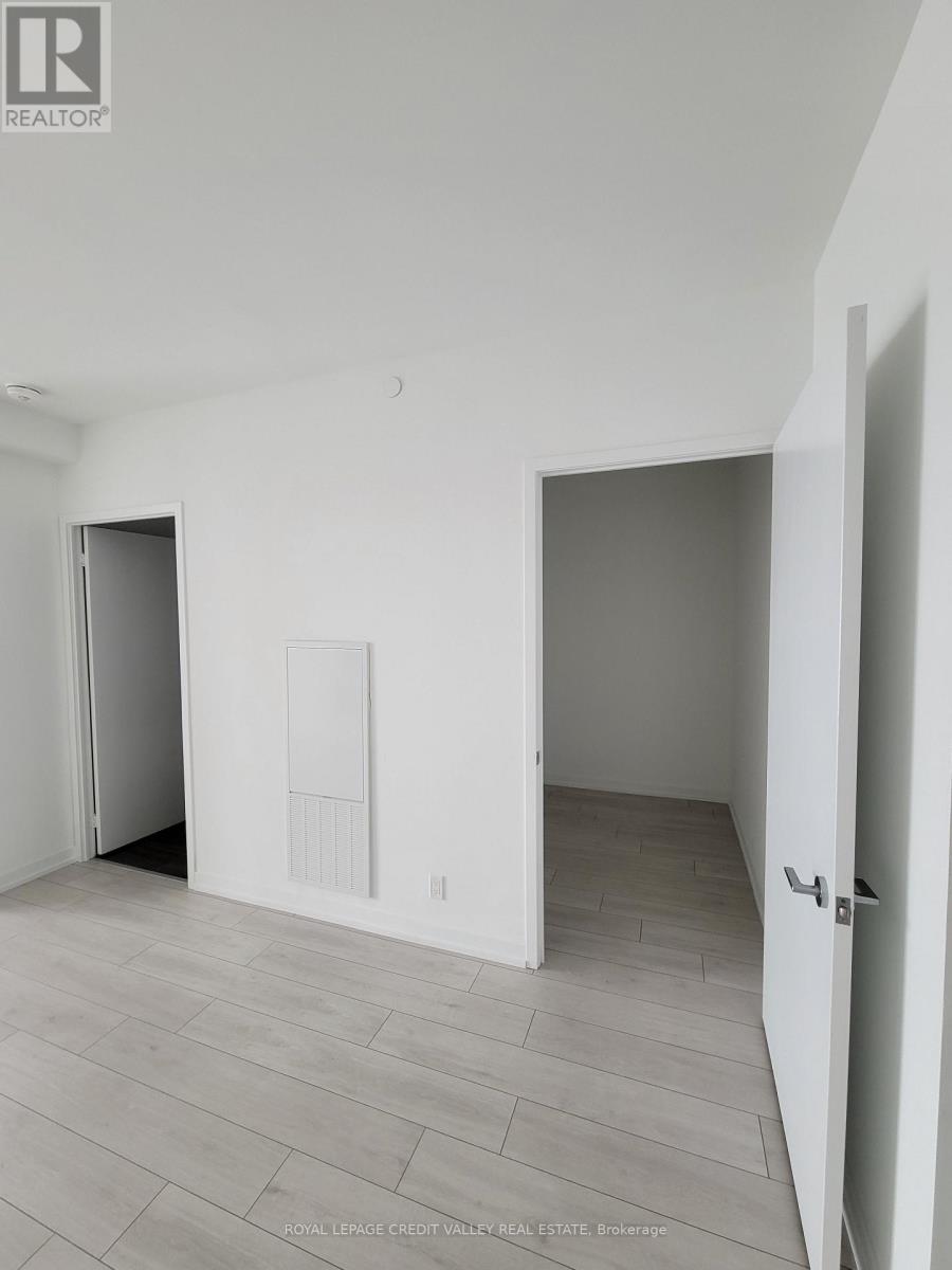 3701 - 950 Portage Parkway, Vaughan, Ontario  L4K 0J7 - Photo 14 - N13762748