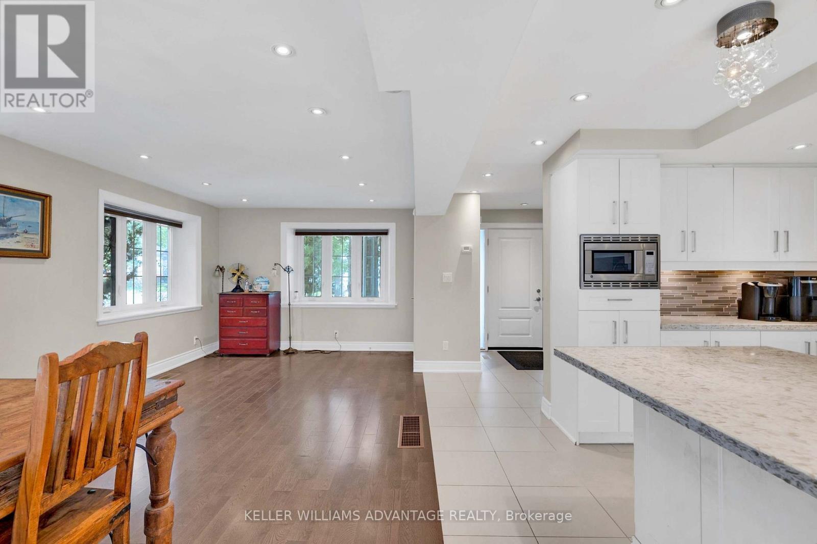 108 Roseview Avenue, Richmond Hill (Crosby), Ontario  L4C 1E1 - Photo 7 - N13762830