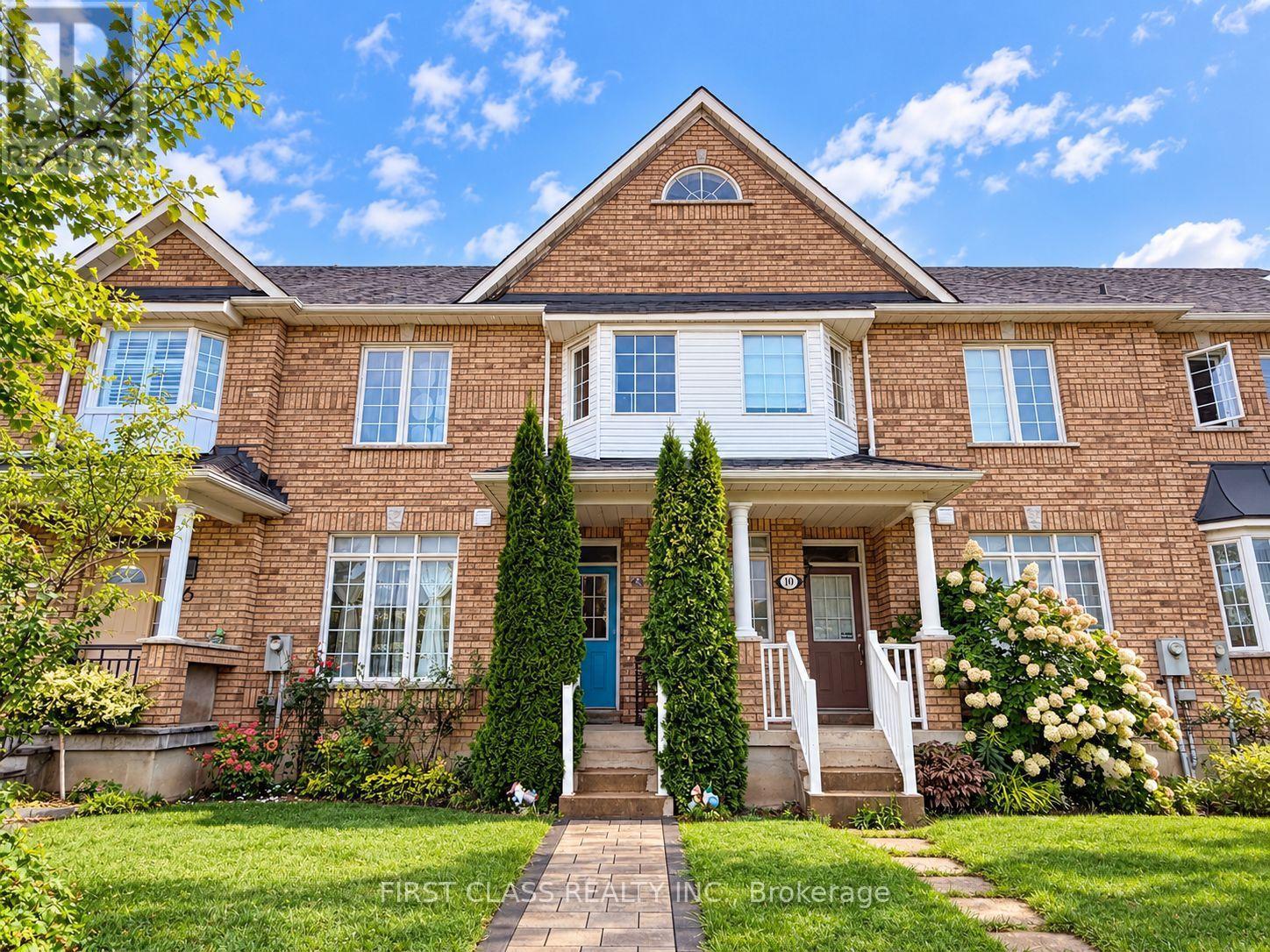 8 CATALINA CRESCENT, richmond hill (rouge woods), Ontario