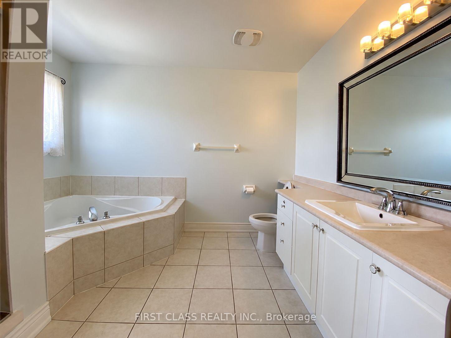 8 Catalina Crescent, Richmond Hill (Rouge Woods), Ontario  L4S 2G2 - Photo 12 - N13762942
