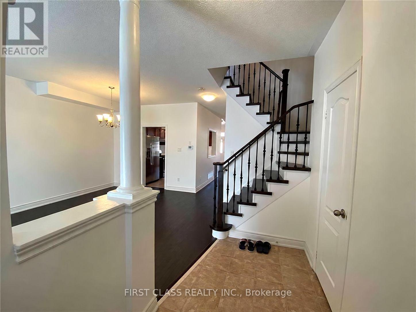 8 Catalina Crescent, Richmond Hill (Rouge Woods), Ontario  L4S 2G2 - Photo 2 - N13762942