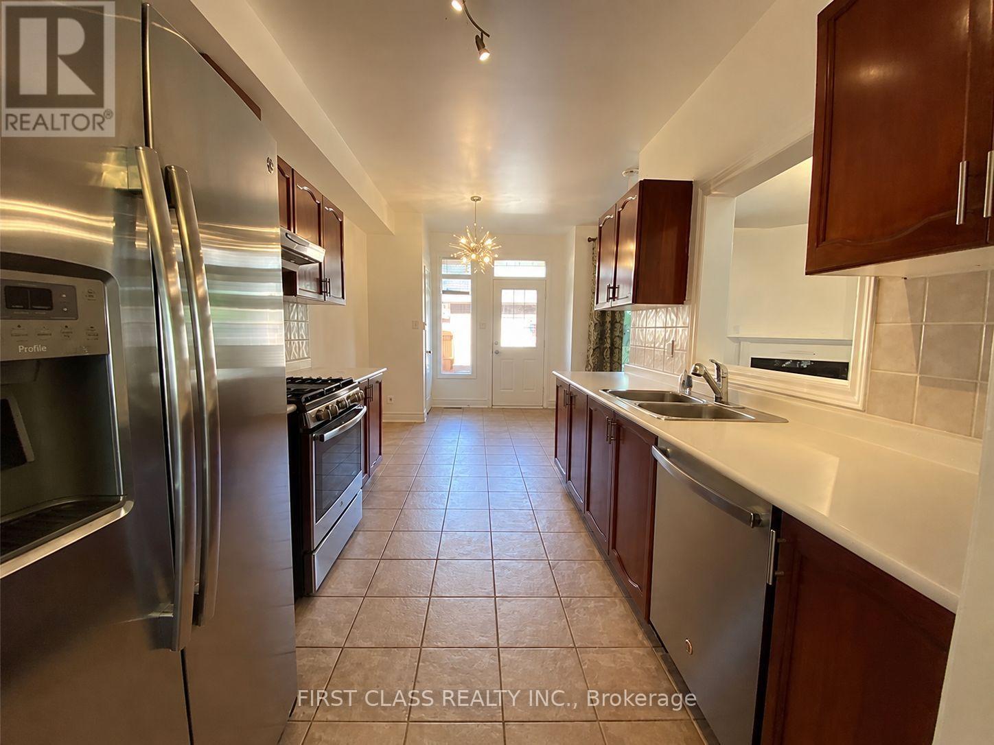 8 Catalina Crescent, Richmond Hill (Rouge Woods), Ontario  L4S 2G2 - Photo 6 - N13762942