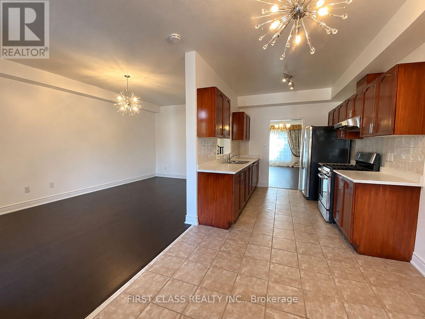 8 Catalina Crescent, Richmond Hill (Rouge Woods), Ontario  L4S 2G2 - Photo 7 - N13762942