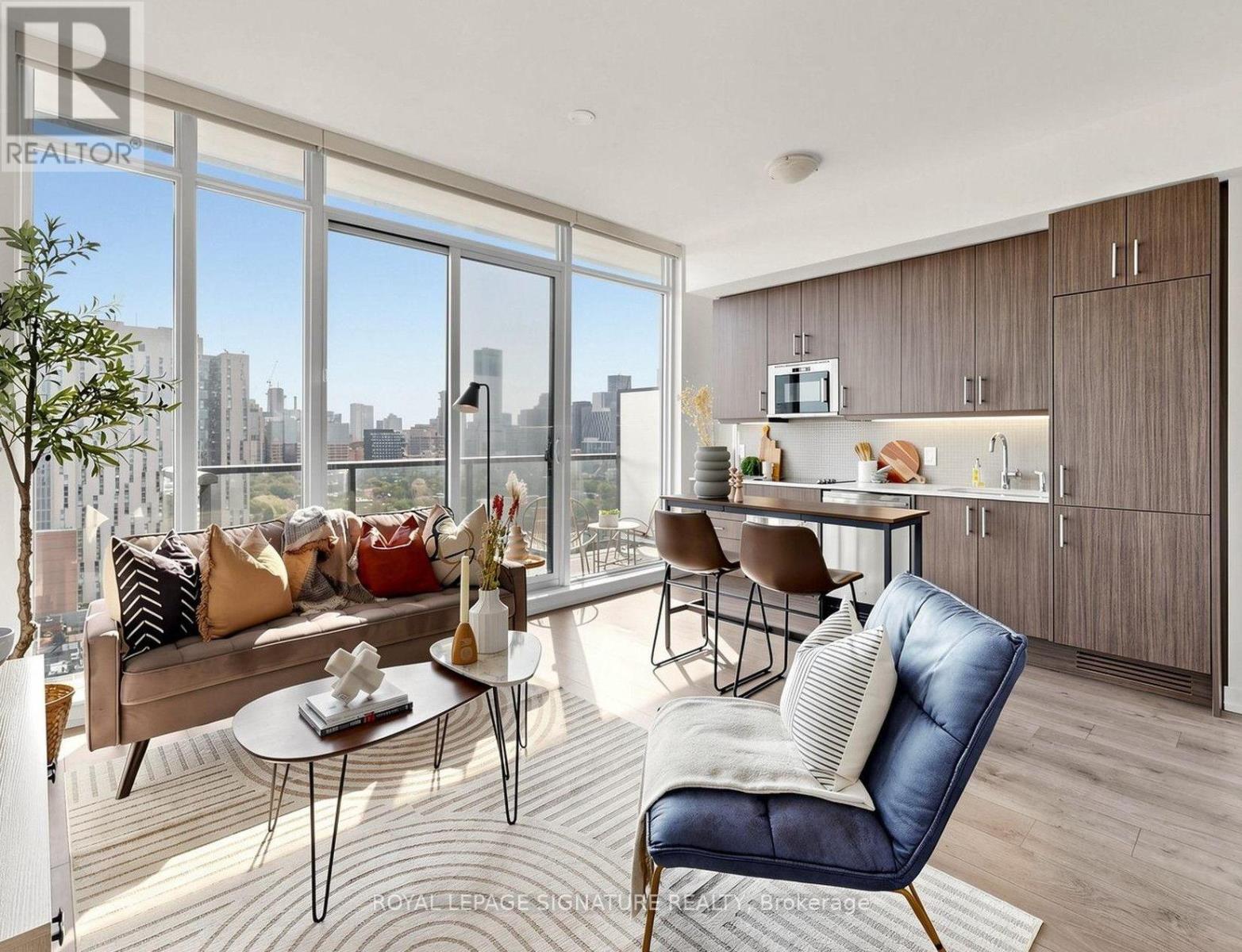 PH2 - 297 COLLEGE STREET, Toronto, Ontario
