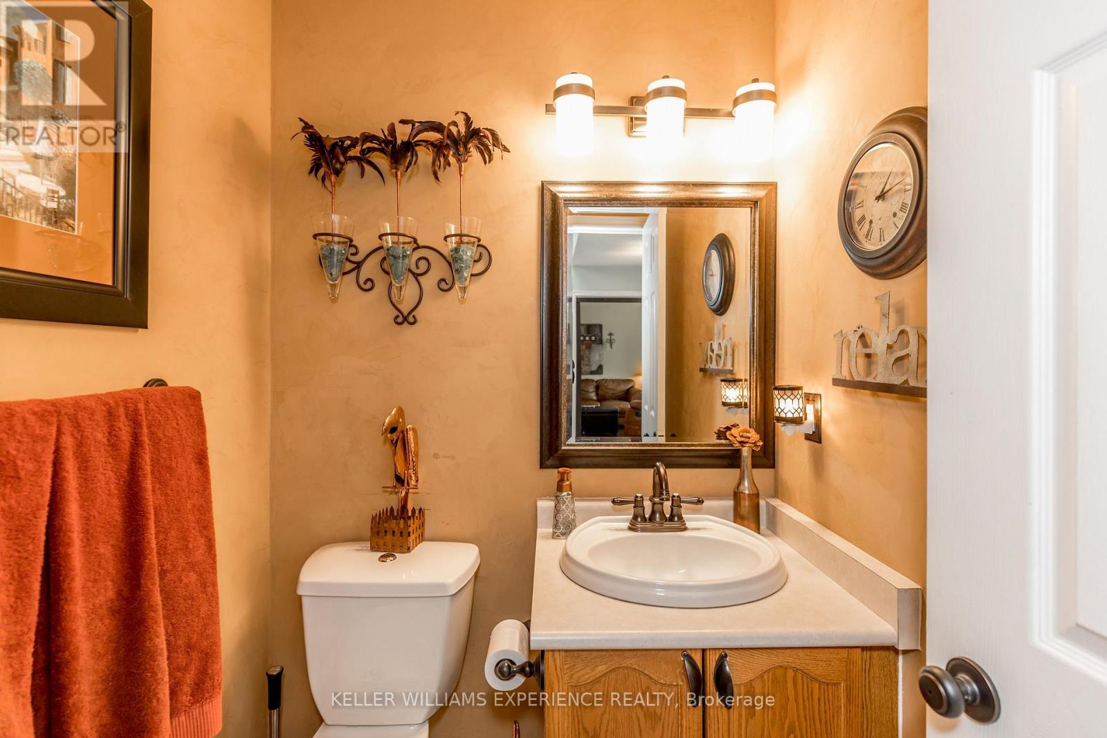 38 Bishop Drive, Barrie (Ardagh), Ontario  L4N 6Y4 - Photo 14 - S13762818