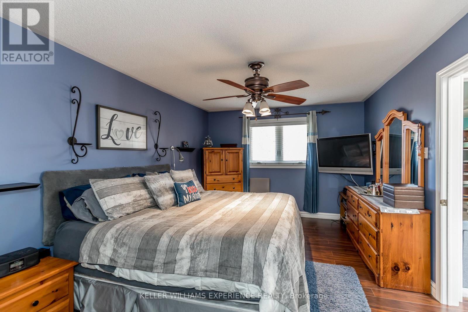 38 Bishop Drive, Barrie (Ardagh), Ontario  L4N 6Y4 - Photo 18 - S13762818