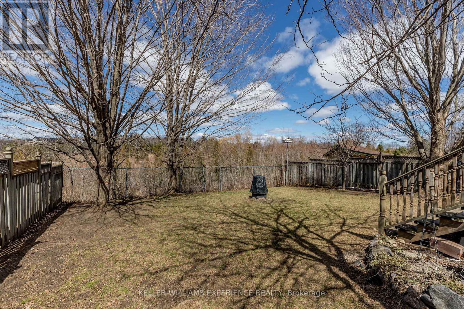 38 Bishop Drive, Barrie (Ardagh), Ontario  L4N 6Y4 - Photo 31 - S13762818