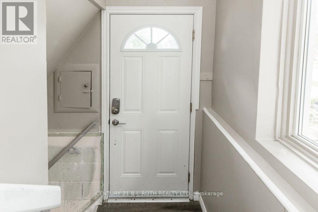 Main Level - 243 Wellington Street E, Barrie (City Centre), Ontario  L4M 2E4 - Photo 15 - S13762824