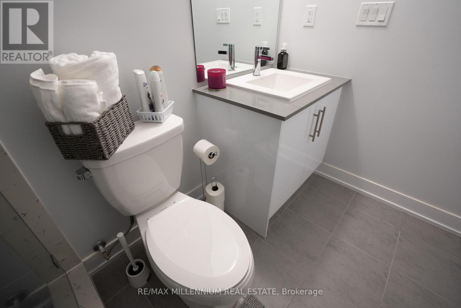 U221 - 9560 Islington Avenue, Vaughan, Ontario  L4K 2L5 - Photo 25 - N13690826