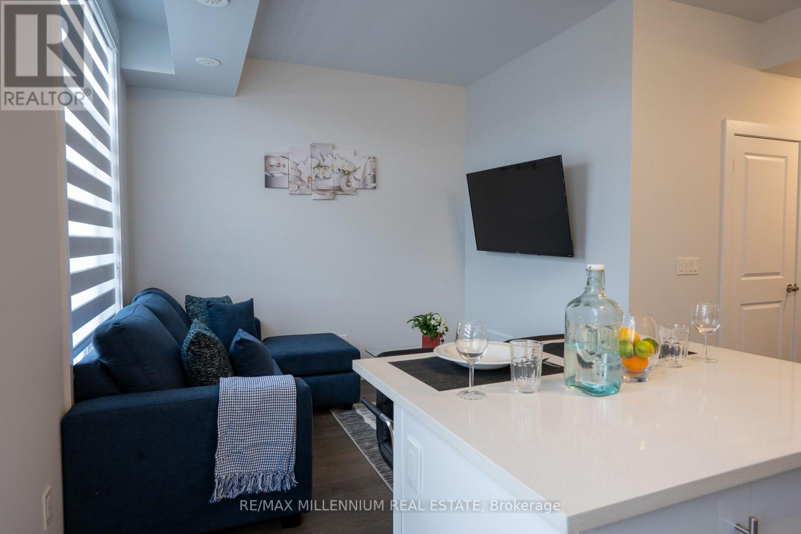 U221 - 9560 Islington Avenue, Vaughan, Ontario  L4K 2L5 - Photo 3 - N13690826