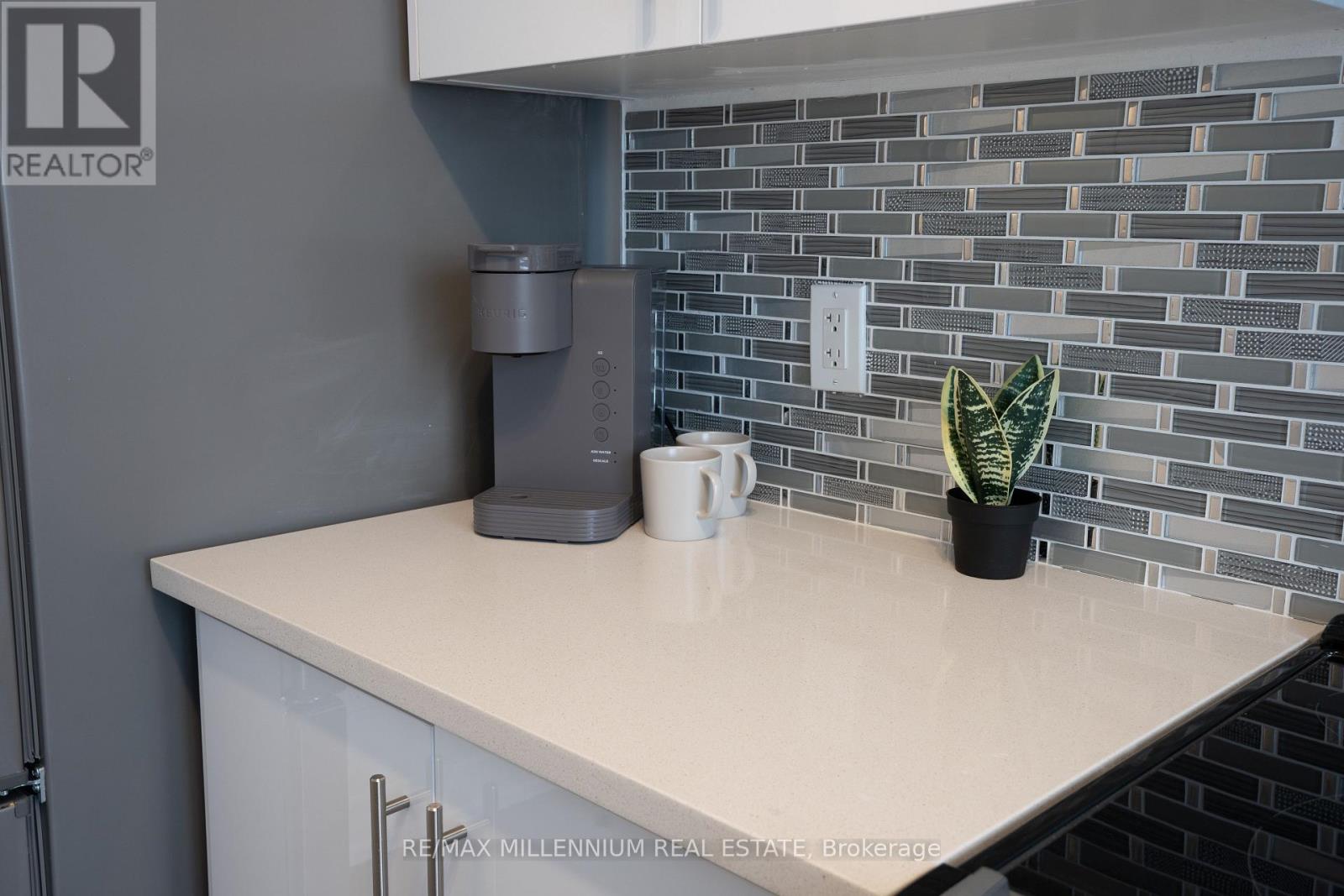 U221 - 9560 Islington Avenue, Vaughan, Ontario  L4K 2L5 - Photo 8 - N13690826