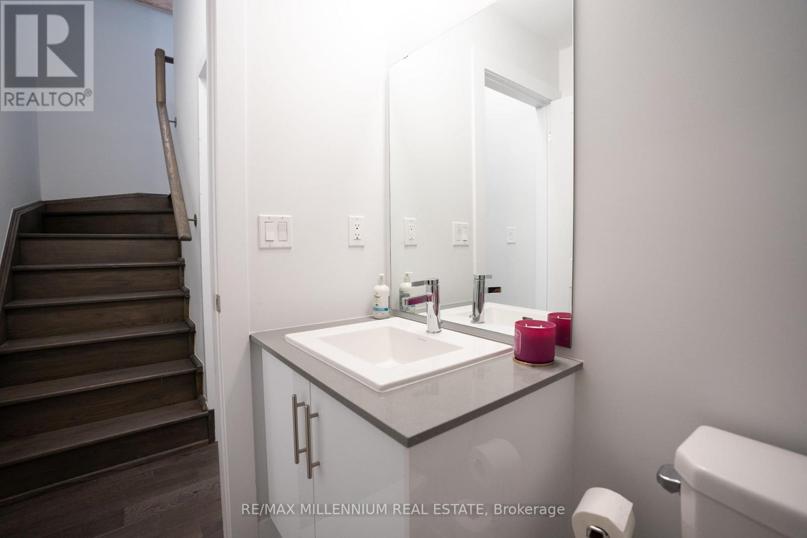 U221 - 9560 Islington Avenue, Vaughan, Ontario  L4K 2L5 - Photo 22 - N13690826