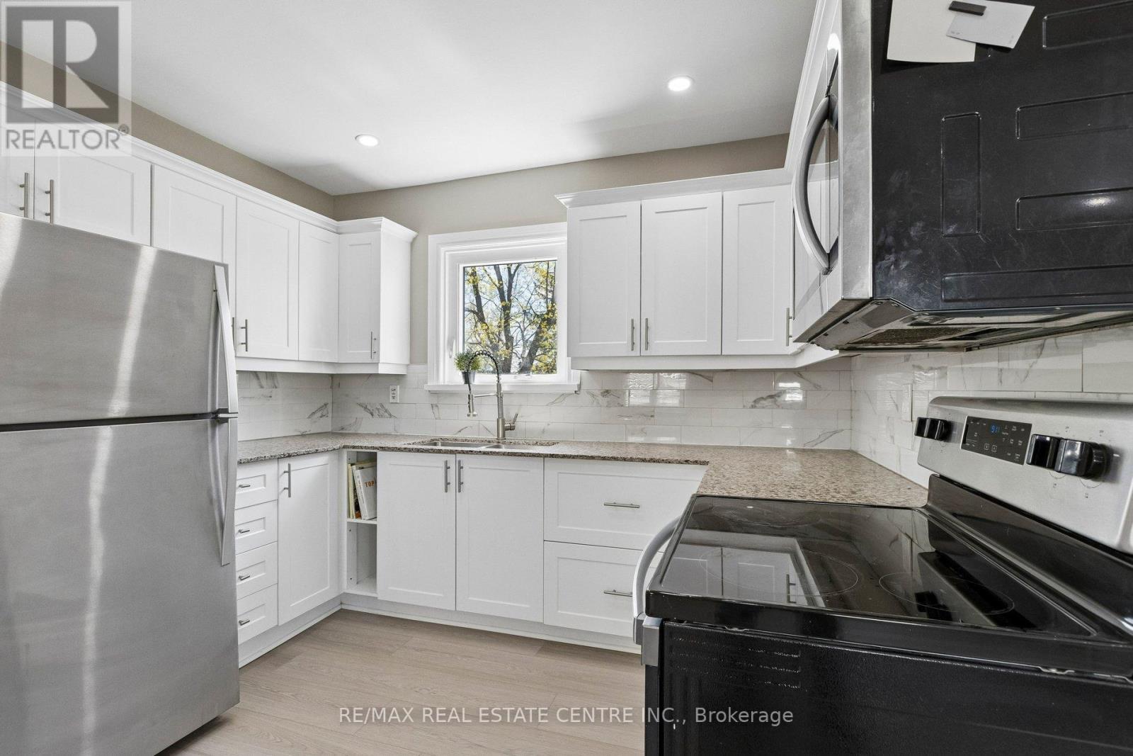 194 Silvercreek Parkway S, Guelph, Ontario  N1H 3S7 - Photo 7 - X13111966