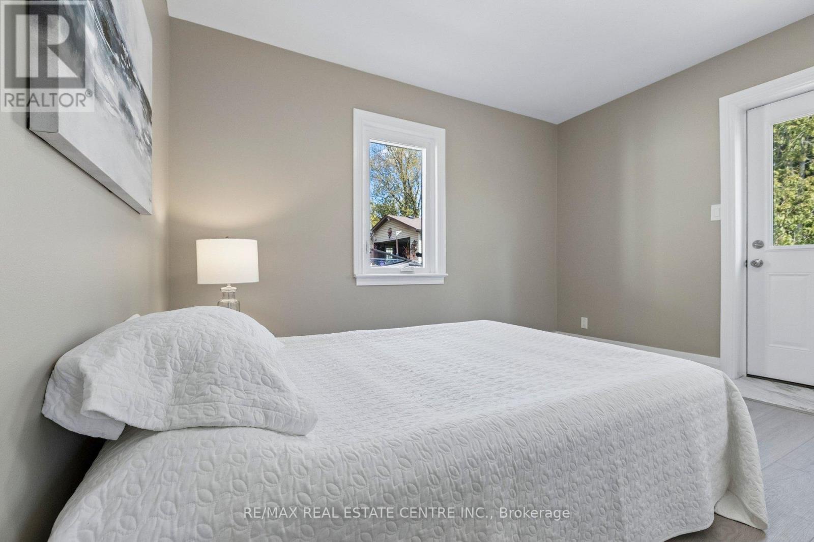 194 Silvercreek Parkway S, Guelph, Ontario  N1H 3S7 - Photo 9 - X13111966