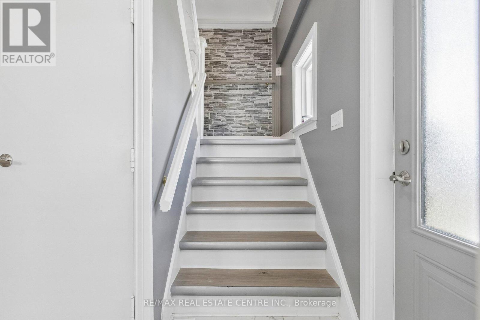 194 Silvercreek Parkway S, Guelph, Ontario  N1H 3S7 - Photo 14 - X13111966