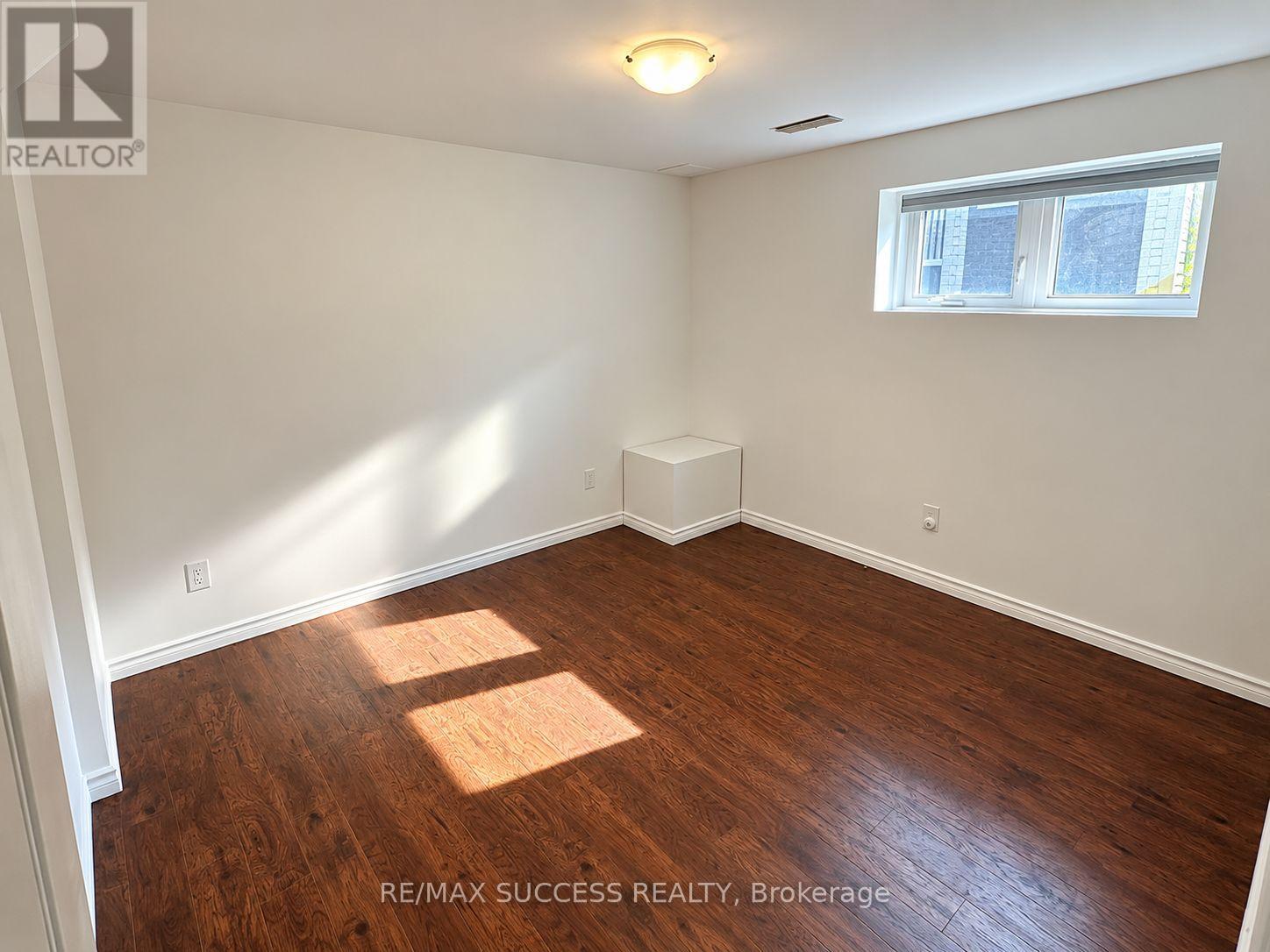 Basement - 916 Minchin Way, Milton, Ontario  L9T 7T6 - Photo 8 - W13694286