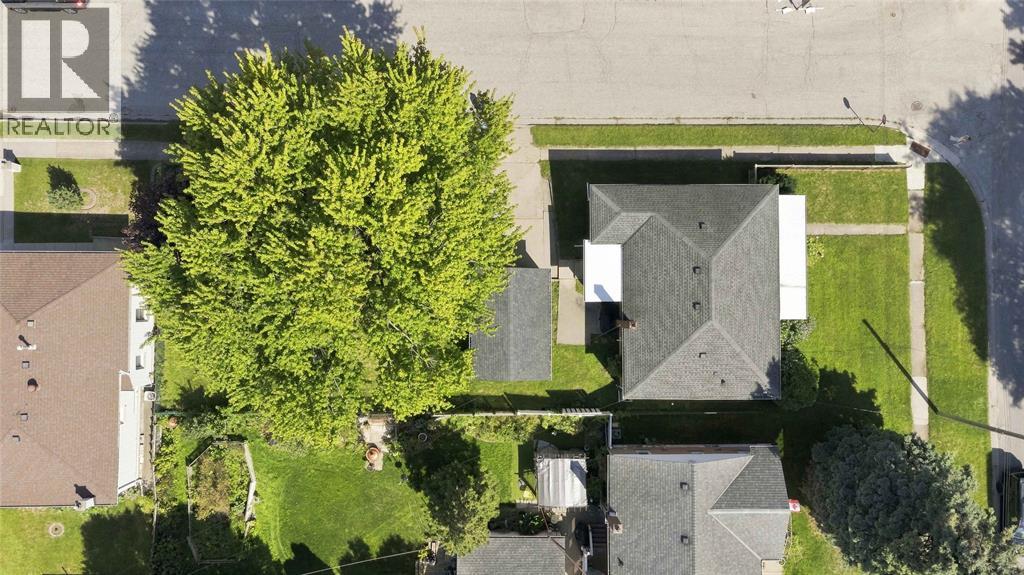 721 William Avenue, Sarnia, Ontario  N7T 7C7 - Photo 6 - 26021942