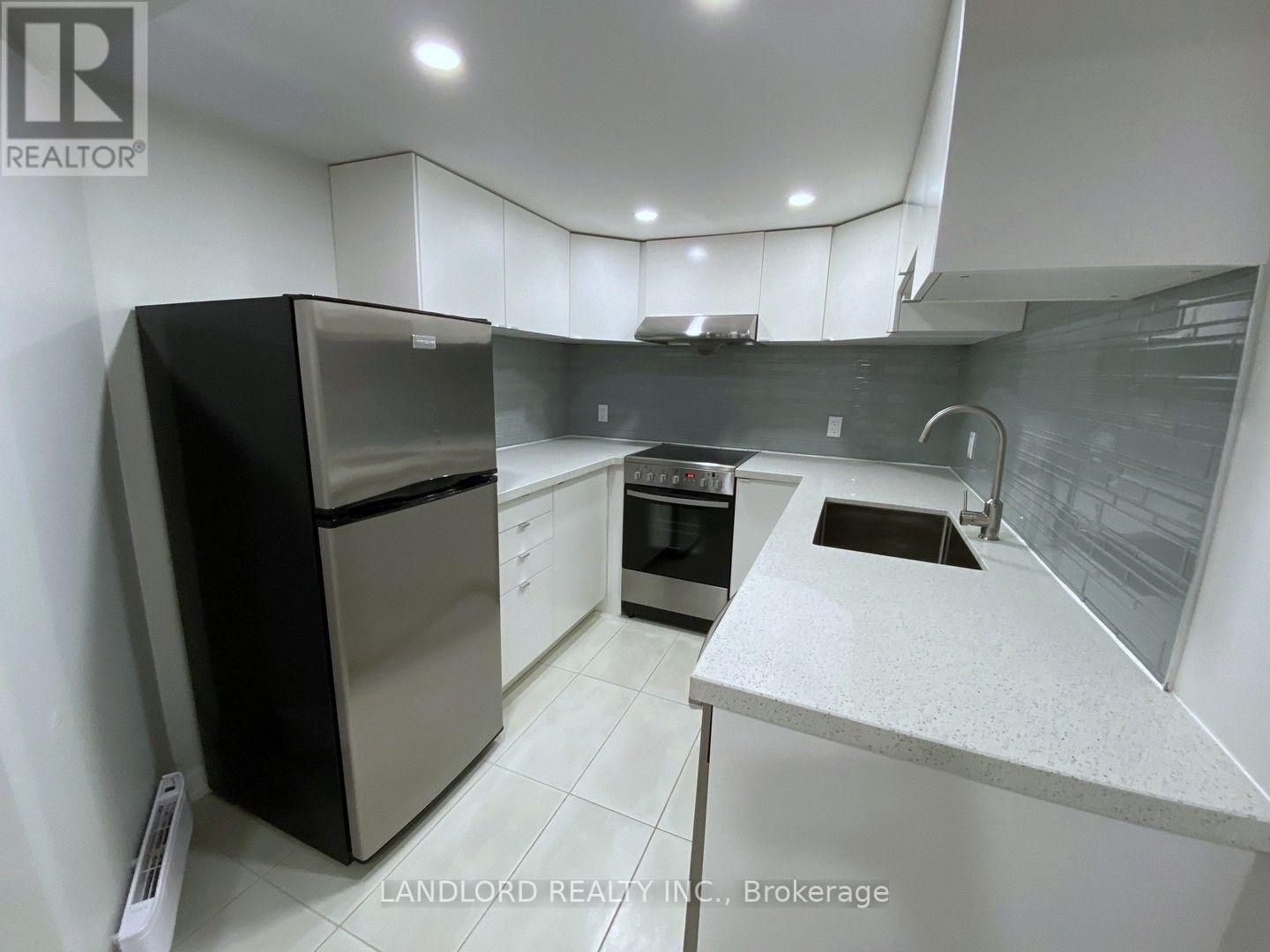 82 Parkway Avenue, Toronto, Ontario  M6R 1T5 - Photo 25 - W13762772