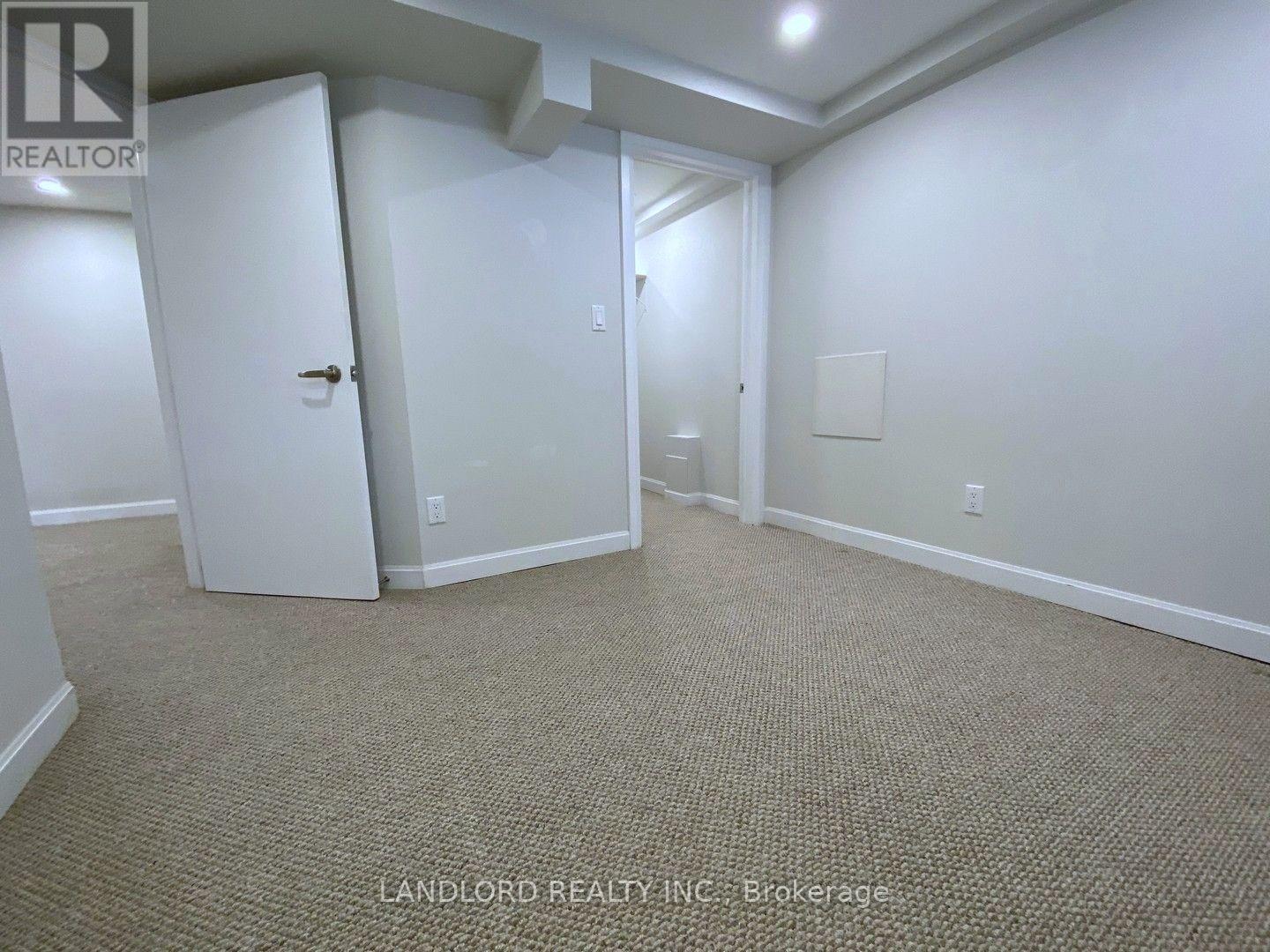82 Parkway Avenue, Toronto, Ontario  M6R 1T5 - Photo 35 - W13762772
