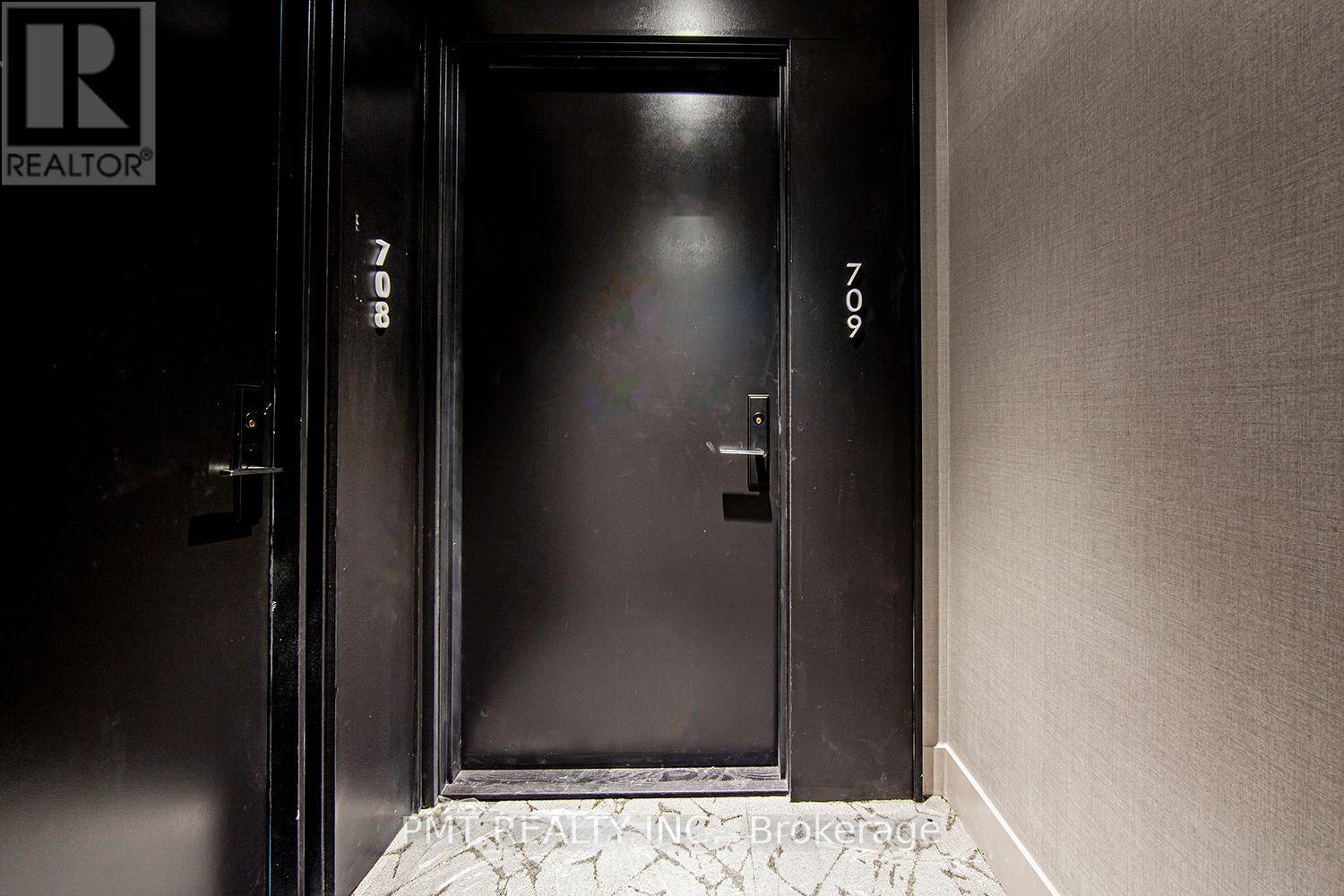 709 - 270 Dufferin Street, Toronto, Ontario  M6K 0H8 - Photo 19 - W13762796