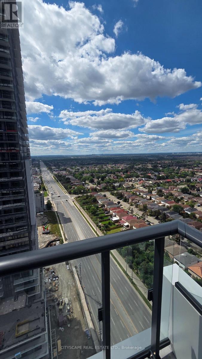 2402 - 448 Burnhamthorpe Road W, Mississauga, Ontario  L5B 0R4 - Photo 15 - W13762808