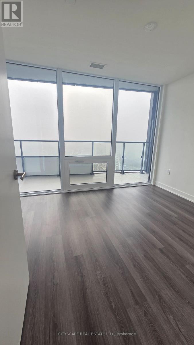 2402 - 448 Burnhamthorpe Road W, Mississauga, Ontario  L5B 0R4 - Photo 7 - W13762808