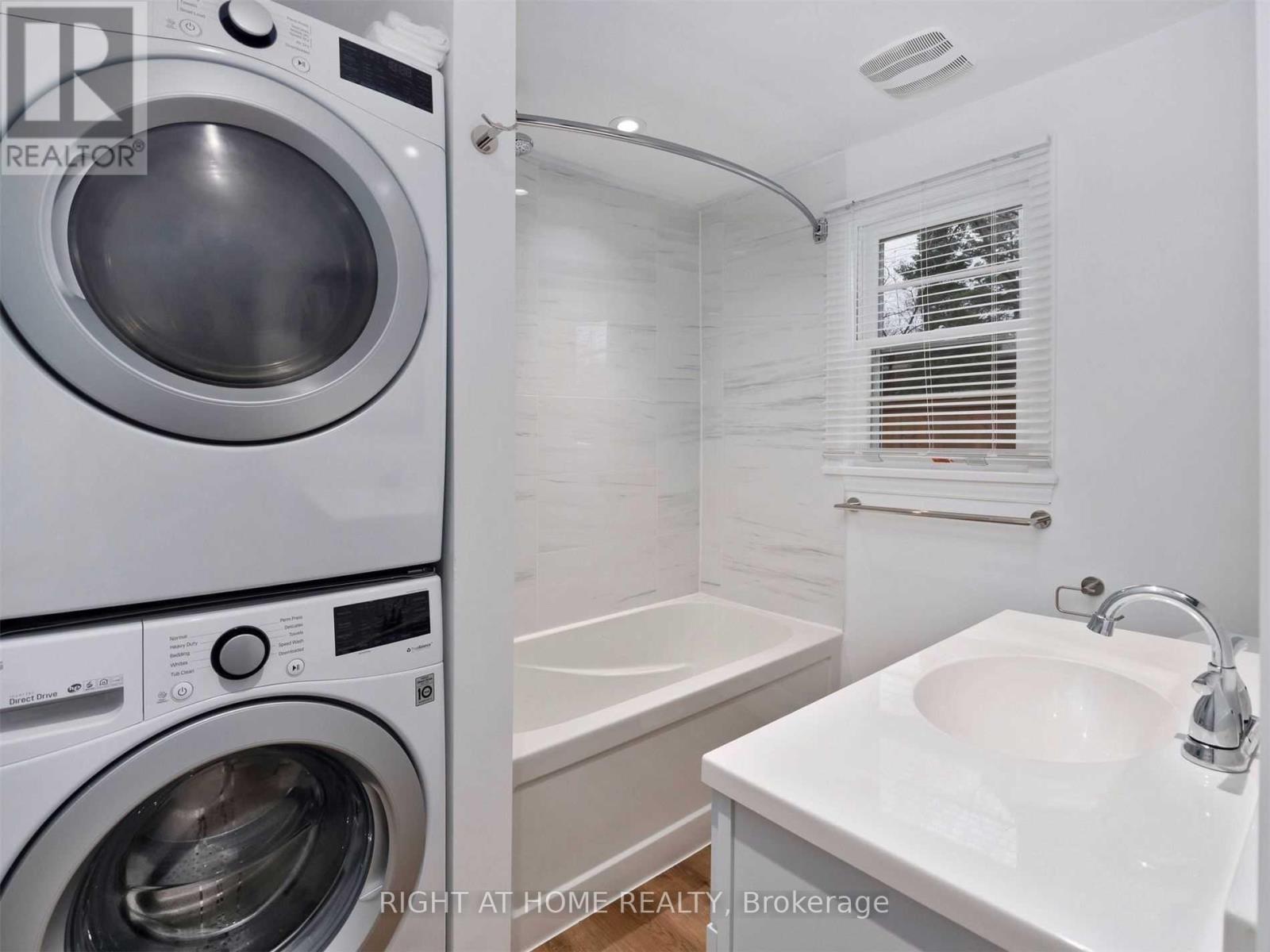 1089 Truman Avenue, Oakville, Ontario  L6H 1Y7 - Photo 15 - W13762832
