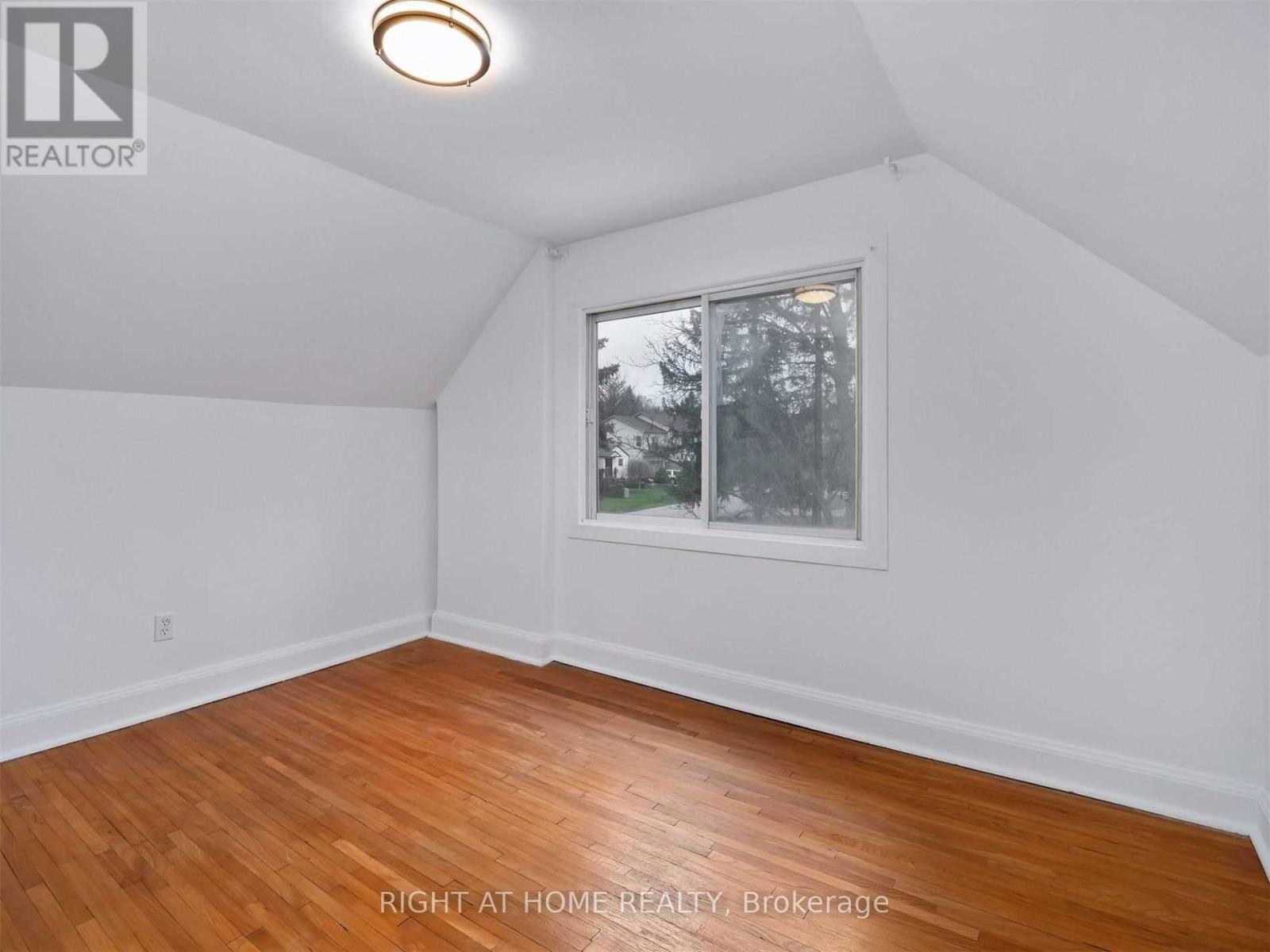 1089 Truman Avenue, Oakville, Ontario  L6H 1Y7 - Photo 16 - W13762832