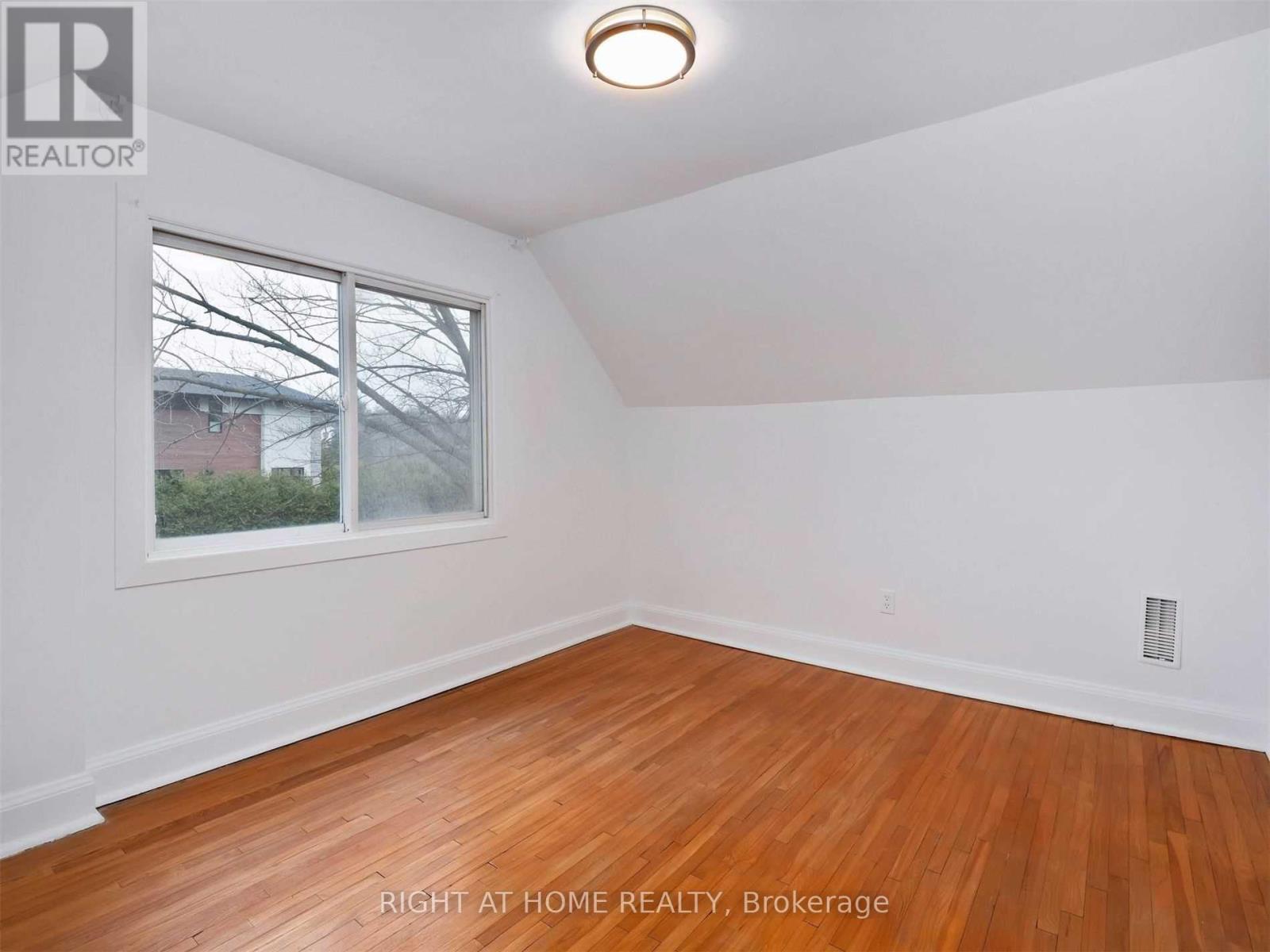 1089 Truman Avenue, Oakville, Ontario  L6H 1Y7 - Photo 17 - W13762832