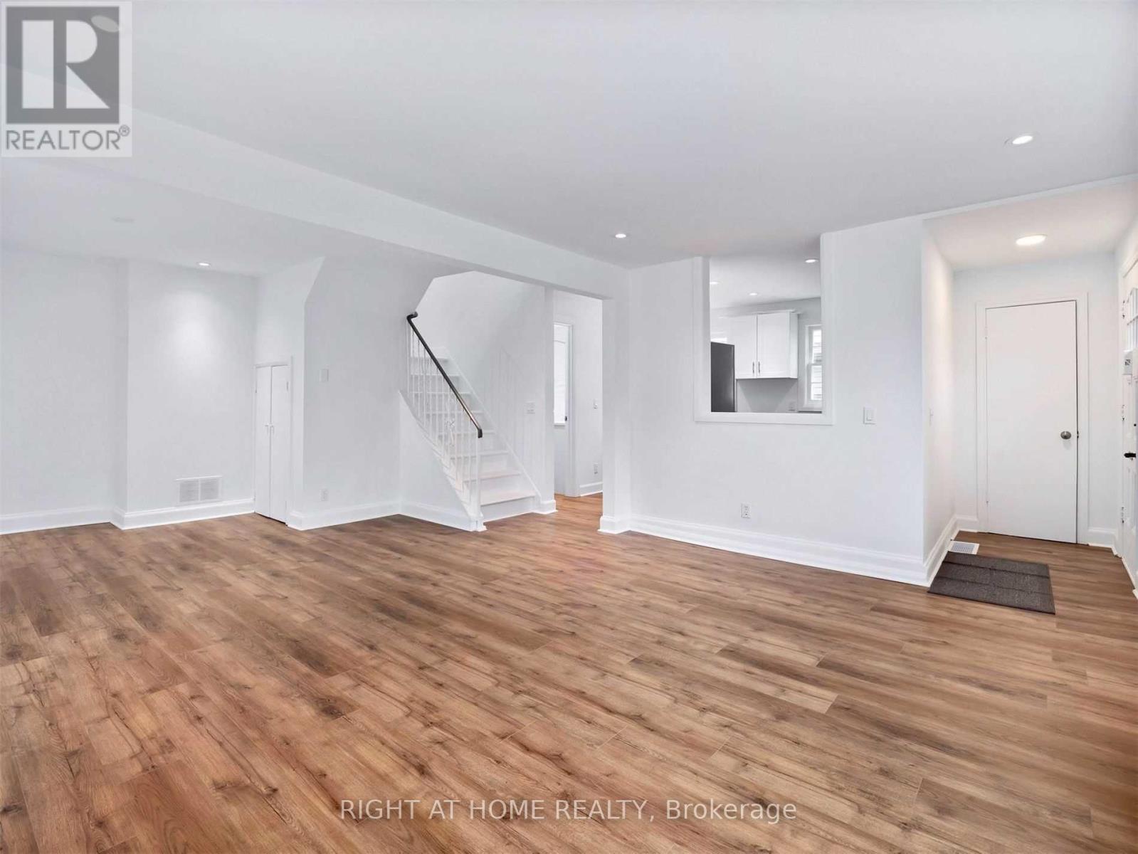 1089 Truman Avenue, Oakville, Ontario  L6H 1Y7 - Photo 7 - W13762832