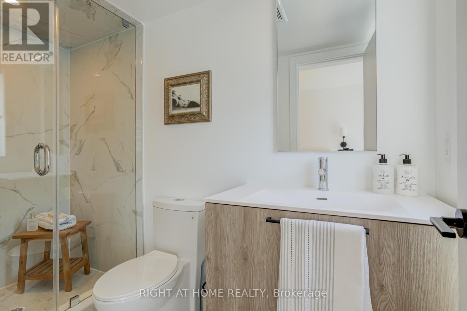 4 - 66 Long Branch Avenue, Toronto, Ontario  M8W 3J4 - Photo 26 - W13762890