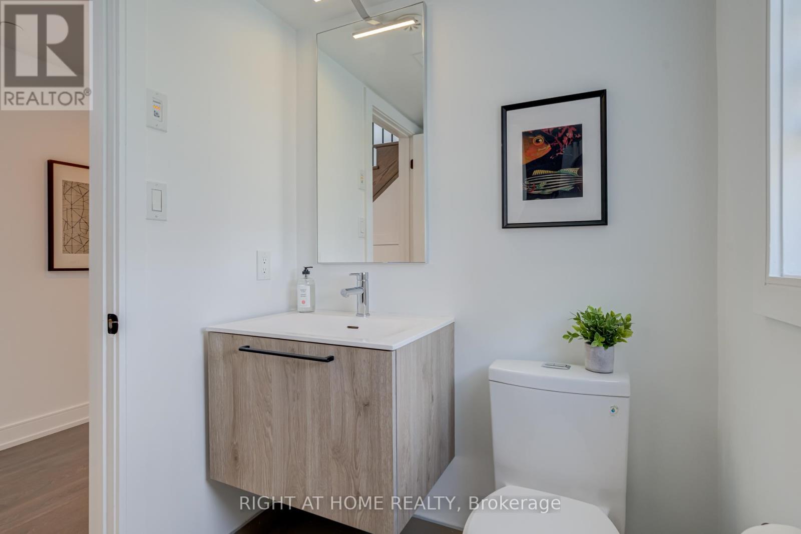 4 - 66 Long Branch Avenue, Toronto, Ontario  M8W 3J4 - Photo 30 - W13762890